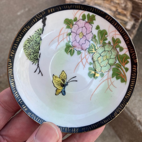 Vintage Made In Occupied Japan Mini Tea Sake Cup and Saucer Hand Painted (EXC) - Picture 3 of 14